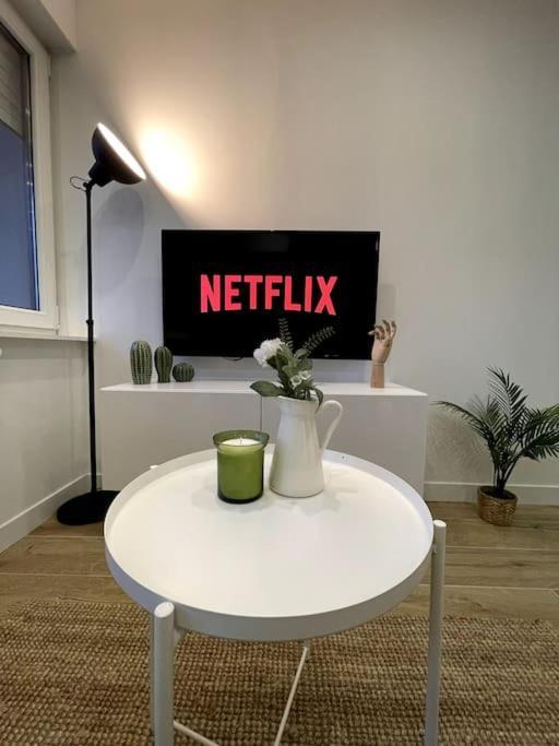 Home Green Touch - Fibre*Near Basel*Cosy Saint-Louis  Ngoại thất bức ảnh